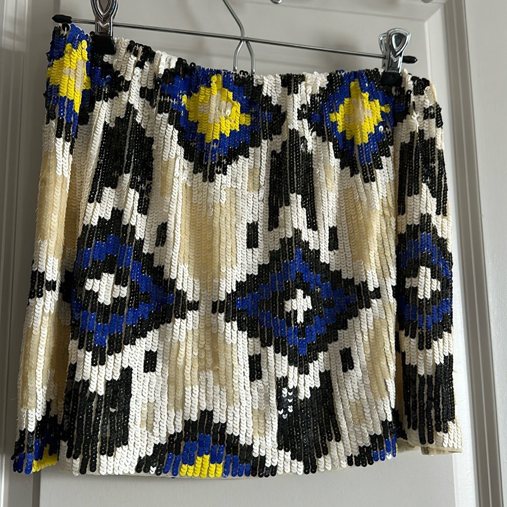 NWOT Sequins mini skirt- black, white, yellow and royal blue